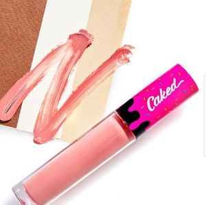 HOLLA BACK Half Caked Lip Fondant NWT